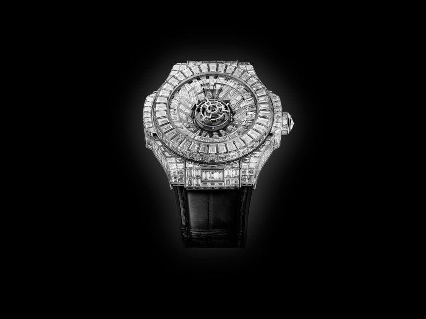 nearly-500-diamonds-adorn-hublot’s-latest-big-bang-creation