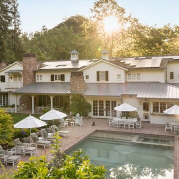 inside-a-cosmetic-heir’s-$485-million-luxury-wellness-estate-in-la.