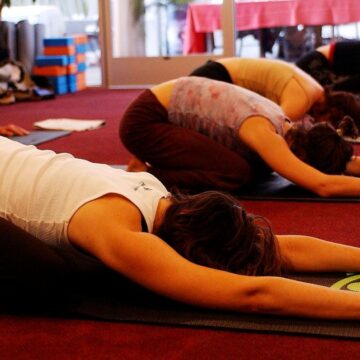 women’s-wellness-retreat-options-for-2026:-everything-you-need-to-know-before-booking