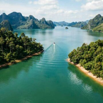 thailand-is-redefining-luxury-travel-in-2026-by-putting-wellness-at-the-heart-of-its-tourism-strategy,-attracting-millions-of-visitors-and-generating-record-breaking-revenue-through-holistic,-restorative,-and-responsible-experiences thailand-is-redefining-luxury-travel-in-2026-by-putting-wellness-at-the-heart-of-its-tourism-strategy,-attracting-millions-of-visitors-and-generating-record-breaking-revenue-through-holistic,-restorative,-and-responsible-experiences