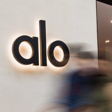 the-new-luxury-in-leggings:-alo-yoga-expands-to-europe the-new-luxury-in-leggings:-alo-yoga-expands-to-europe